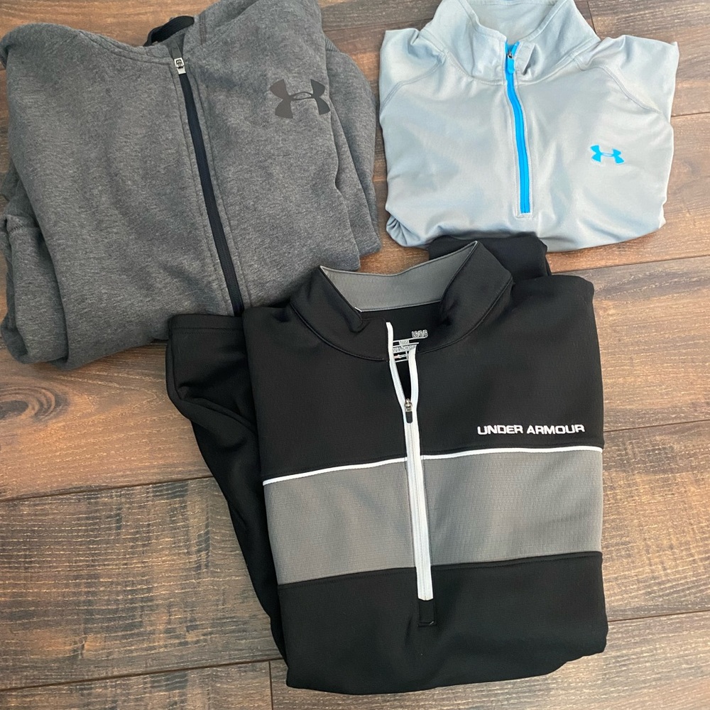 Lot of three Under Armour pullovers